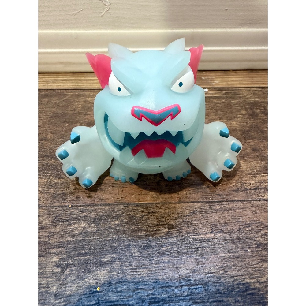 oose Mr Beast Lab Glow Panther Vinyl Figure